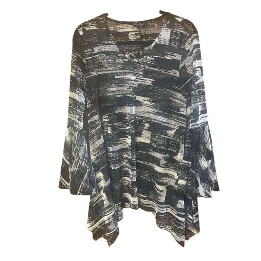 Dor‎ Dor Couture Mesh Artsy Bell Sleeve Top /Swim Coverup